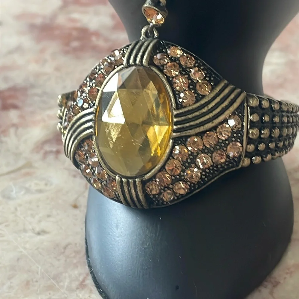 EUC Vintage Elegant Yellow & Brown Ring Cuff Bracelet W/Large Yellow Gemstones - Picture 4 of 13